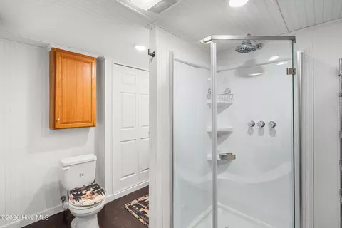 Bath - 65 Shepherd Hl, Murphy, NC 28906 photo 4 of 5