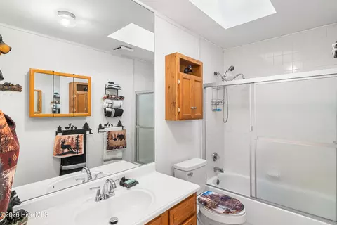 Bath - 65 Shepherd Hl, Murphy, NC 28906 photo 1 of 5