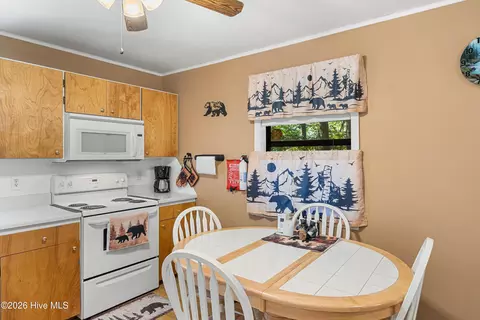 Dining - 65 Shepherd Hl, Murphy, NC 28906 photo 1 of 3