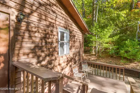 Exterior - 65 Shepherd Hl, Murphy, NC 28906 photo 3 of 15