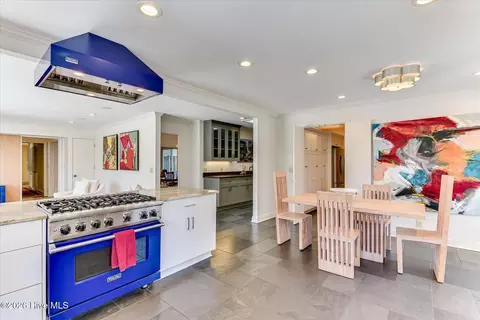 Kitchen - 3025 Park Ave, Augusta, GA 30909 photo 7 of 9
