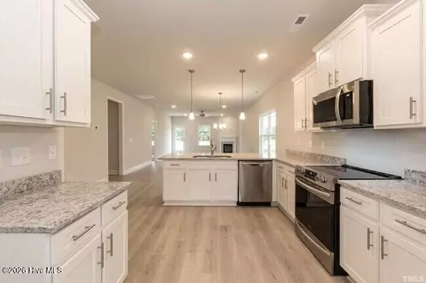 Kitchen - 3125 Gresham Pl, Leland, NC 28451 photo 2 of 3