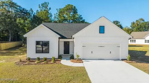 309 Riva Rdg, Burgaw, NC 28425