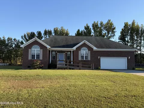 106 Friendswood Dr, Goldsboro, NC 27530