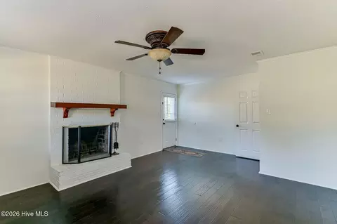Living - 3209 Hillsview Dr, Augusta, GA 30909 photo 3 of 3