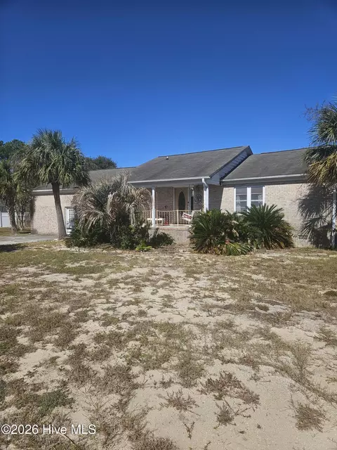 808 Rocky Mount Ave, Carolina Beach, NC 28428