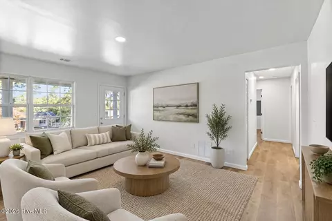 Living - 2526 Pate Ave, Augusta, GA 30906 photo 1 of 8