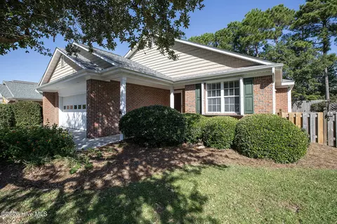 4929 Coronado Dr, Wilmington, NC 28409