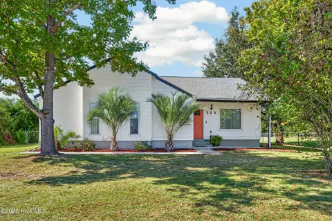 325 Drummer Kellum Rd, Jacksonville, NC 28546
