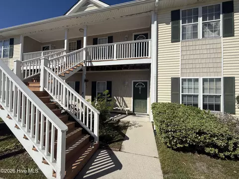 4613 Mcclelland Dr #F-102, Wilmington, NC 28405