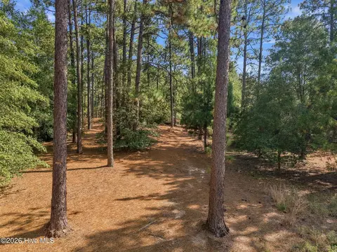 555 Donald Ross Dr, Pinehurst, NC 28374 photo 2
