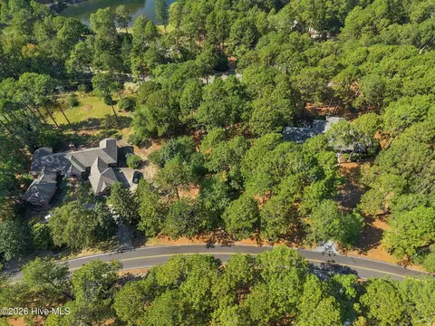555 Donald Ross Dr, Pinehurst, NC 28374 photo 11