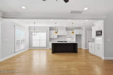Living - 818 Nuttall St, Evans, GA 30809 photo 3 of 4