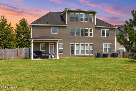 Exterior - 1206 Honey Ln, Evans, GA 30809 photo 4 of 9