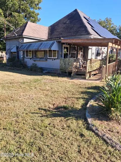 202 E Passaic St, Peachland, NC 28133
