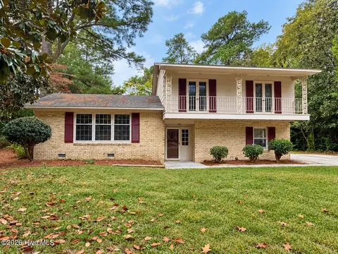 1305 Jones Cir, Laurinburg, NC 28352