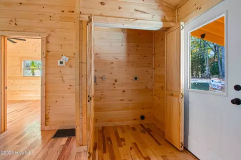 Entry Way - 595 Quail Dr, Murphy, NC 28906 photo 1 of 3