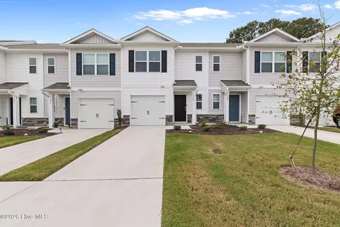 190 Seymour Village Dr, Goldsboro, NC 27534