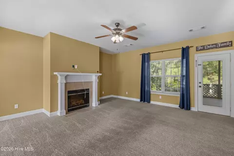 Living - 4021 Battery Dr, Evans, GA 30809 photo 2 of 3