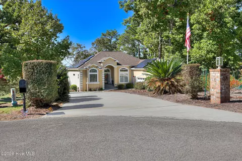 Exterior - 217 Bridgeview Pl, Mccormick, SC 29835 photo 2 of 7