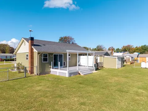 Exterior - 100 N Widgeon Ct, Grandy, NC 27939 photo 2 of 4