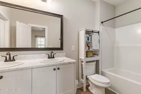 Bath - 3455 Old Augusta Rd, Dearing, GA 30808 photo 1 of 2