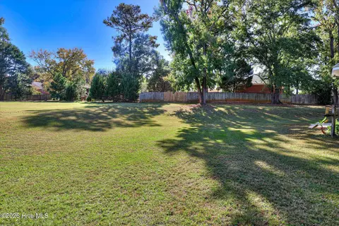 Exterior - 904 Rainne Ct, Evans, GA 30809 photo 4 of 8