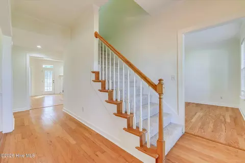 Entry Way - 904 Rainne Ct, Evans, GA 30809 photo 7 of 9