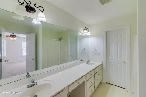 Bath - 904 Rainne Ct, Evans, GA 30809 photo 10 of 10