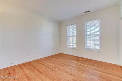 Living - 904 Rainne Ct, Evans, GA 30809 photo 6 of 10