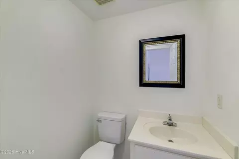 Bath - 904 Rainne Ct, Evans, GA 30809 photo 1 of 10