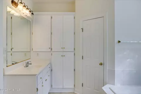 Bath - 904 Rainne Ct, Evans, GA 30809 photo 6 of 10