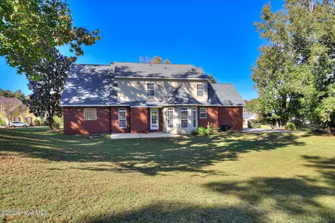 Exterior - 904 Rainne Ct, Evans, GA 30809 photo 5 of 8
