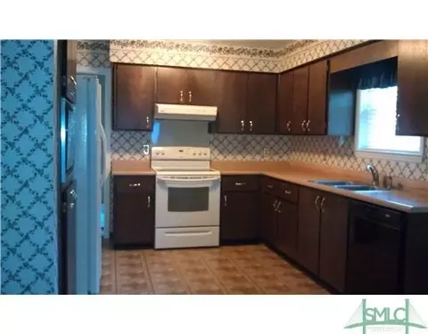 215 E Whatley St, Pooler, GA 31322 photo 8