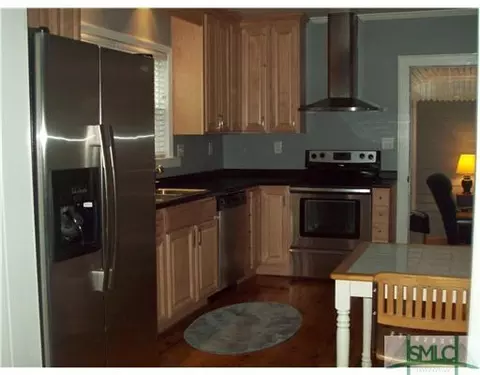 501 E 60th St, Savannah, GA 31405 photo 7