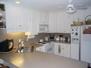 127 Willow, Pine Knoll Shores, NC 28512 photo 4