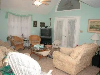 115 Juniper, Pine Knoll Shores, NC 28512 photo 3