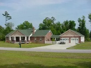104 Fox, Hubert, NC 28539 photo 1