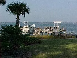 210 Oakleaf, Pine Knoll Shores, NC 28512 photo 4