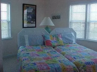 105 Grace Ct E #E, Emerald Isle, NC 28594 photo 1