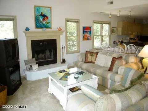142 Pinewood, Emerald Isle, NC 28594 photo 4