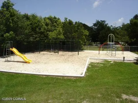 142 Pinewood, Emerald Isle, NC 28594 photo 11