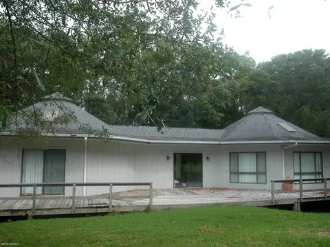 143 Oakleaf Dr, Pine Knoll Shores, NC 28512 photo 2