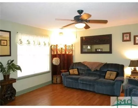 109 Rustic Dr, Guyton, GA 31312 photo 6