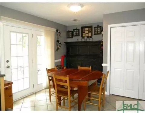 109 Rustic Dr, Guyton, GA 31312 photo 5