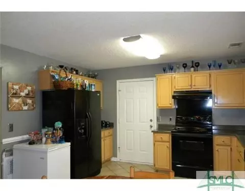 109 Rustic Dr, Guyton, GA 31312 photo 4