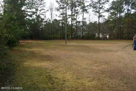 250 Pigott Rd, Gloucester, NC 28528 photo 2