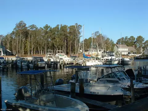122 Cedar Rd, Pine Knoll Shores, NC 28512 photo 15