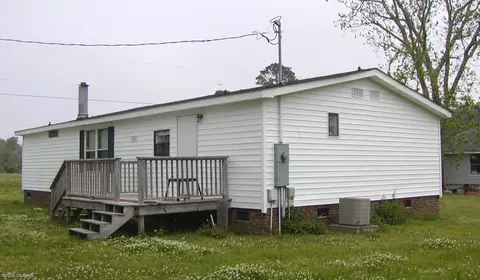 131 Ray Davis Rd, Marshallberg, NC 28553 photo 2