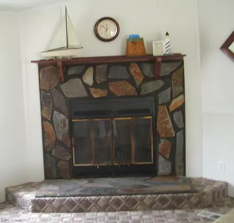 131 Ray Davis Rd, Marshallberg, NC 28553 photo 7